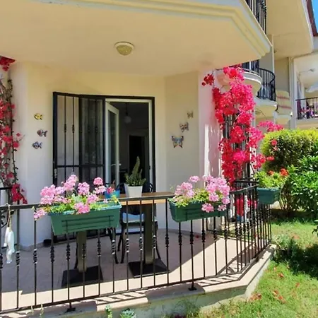 Apartamento Fethiye Çiftlik'te Bahçe Katı Günlük Kiralık Ev *