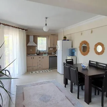 Apartamento Fethiye Çiftlik'te Bahçe Katı Günlük Kiralık Ev *